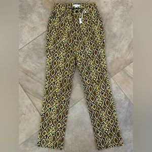 Good American Size 25 Brand New NWT yellow snake print leather pants